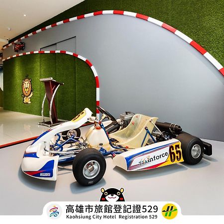 Holiday Garden Hotel Skm Park Kaohsiung Exterior photo