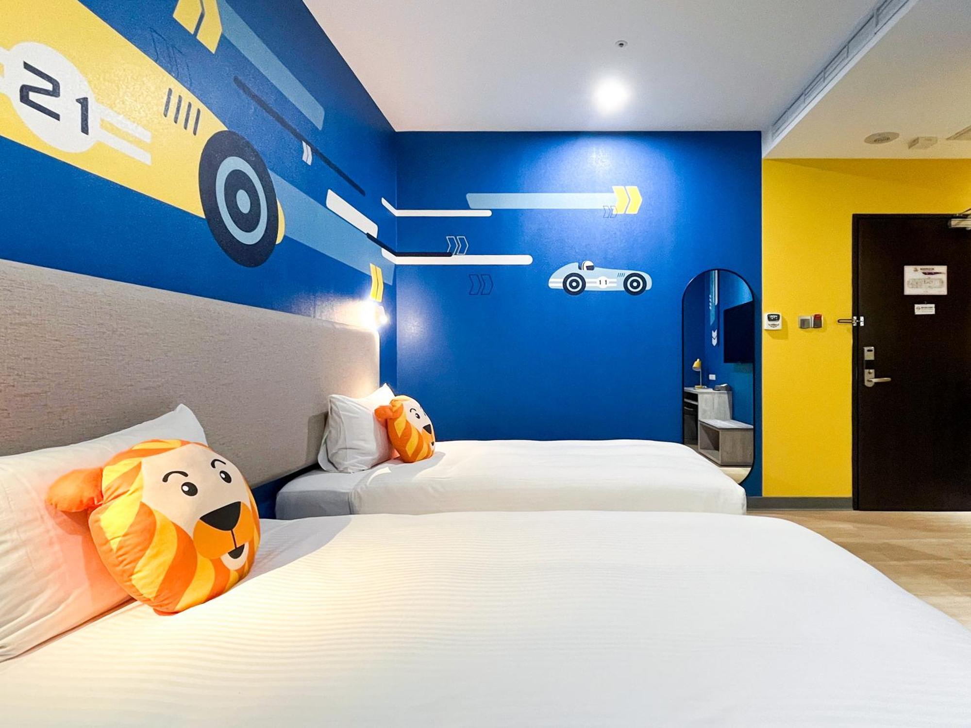 Holiday Garden Hotel Skm Park Kaohsiung Exterior photo