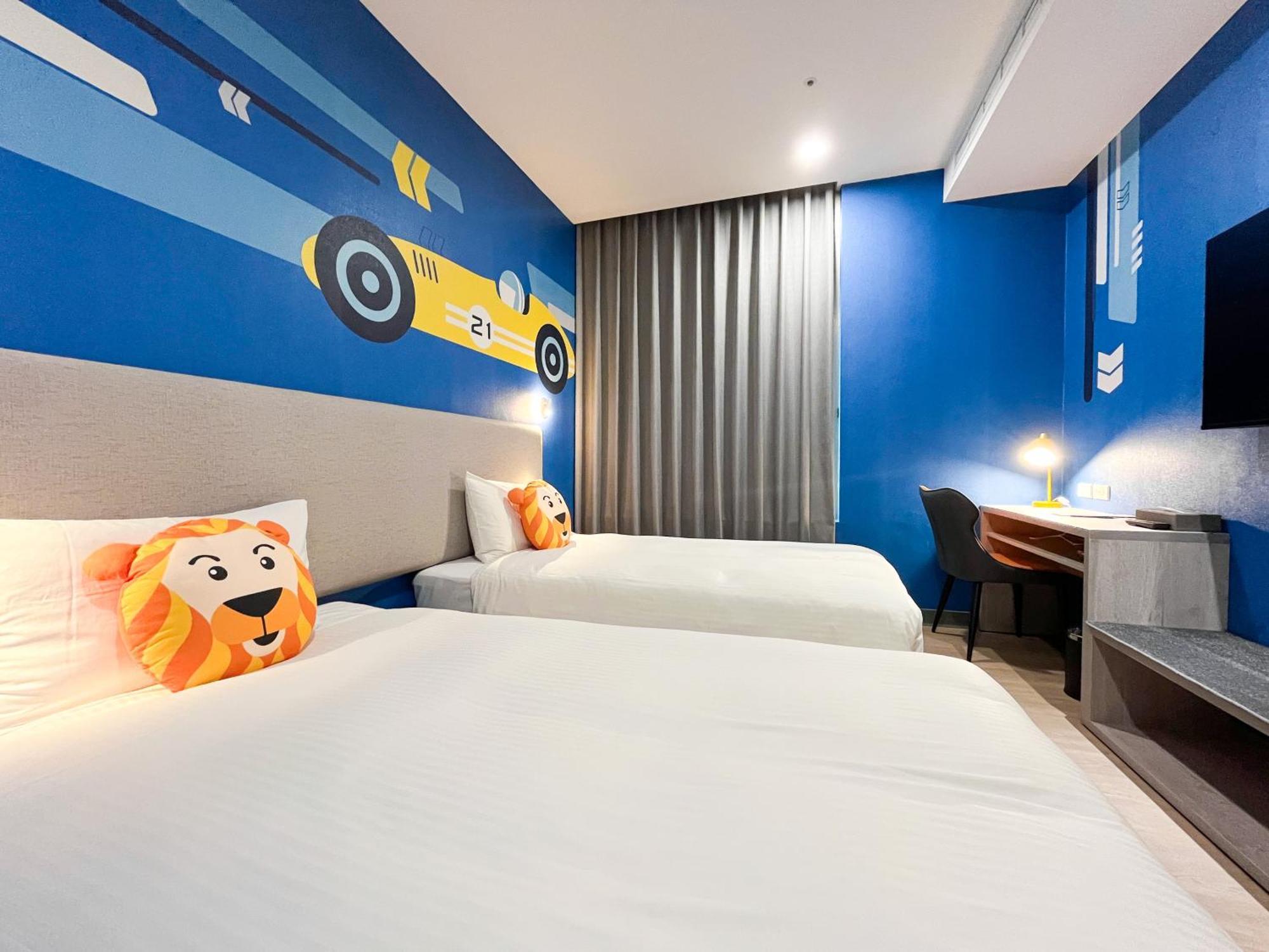 Holiday Garden Hotel Skm Park Kaohsiung Exterior photo